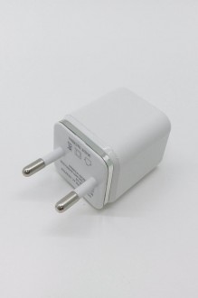 605-23 Адаптер 2 USB (5.1V/1.0A,2.1A) арт. 148134